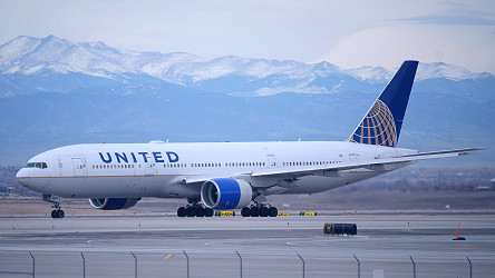 United flight diverted to Chicago due to unruly passenger